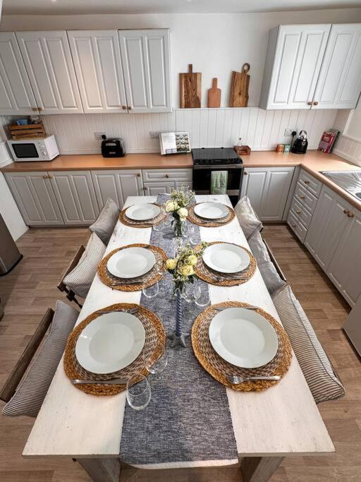 Stylish 3Br Cowes Cottage Close To The Waterfront Exterior foto